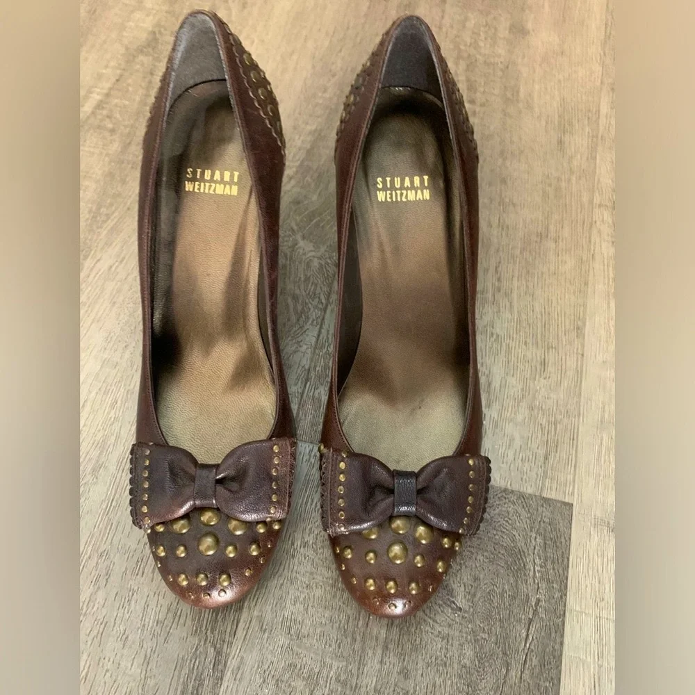 Stuart Weirzman Vintage Y2K Office siren Brown Leather Studded Bow Heels…